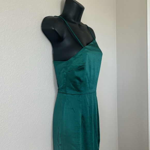 Oh Polly Emerald Green Asymetrical Satin Side Slit Midi Dress - Picture 6 of 11